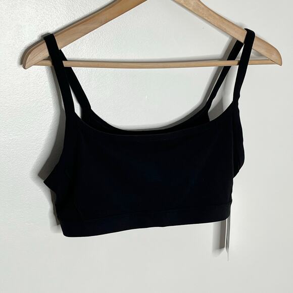 Athleta Salutation Square Neck Bra Womens Medium Black D DD Cups Activewear - Picture 3 of 8